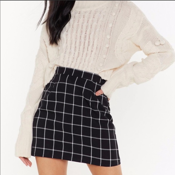 NWT Nasty Gal Check A Line Mini Skirt ~ Size 8 - Picture 2 of 6
